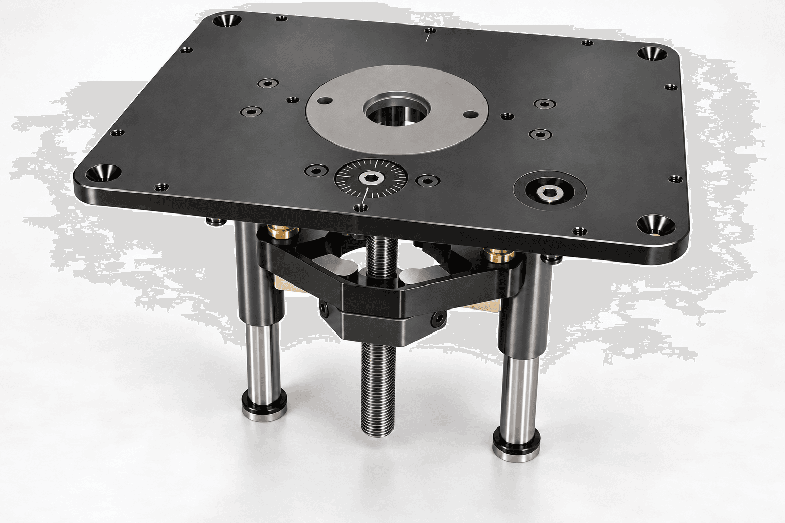 Original brand-neutral three-quarter rendering of a complete router lift: rectangular insert plate, removable bit-opening ring, two guide shafts, central height screw and lower motor carriage.